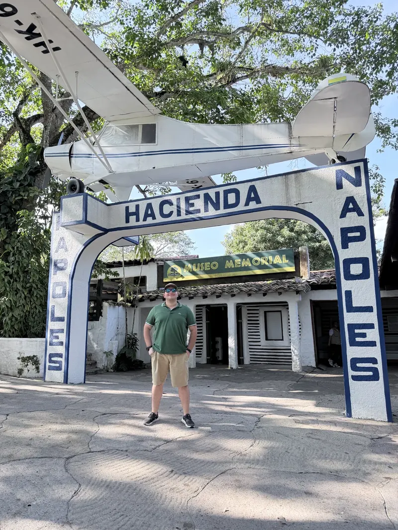 Tour Hacienda Nápoles — 3